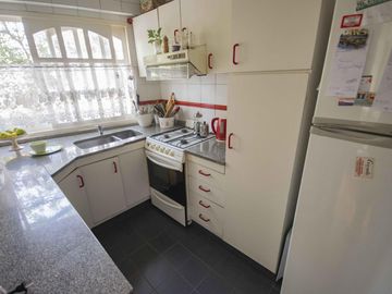 Departamento de 4 ambientes en venta, en San Isidro.