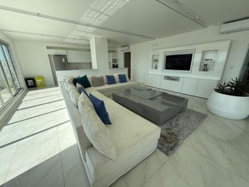 Departamento con balcon terraza y amenities en Devoto