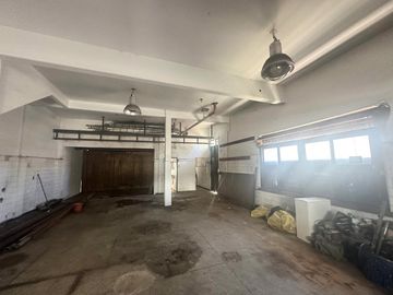 VENTA GALPÓN CON LOCAL Y OFICINA PIÑEYRO AVELLANEDA