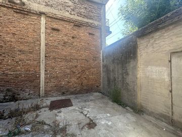VENTA GALPÓN CON LOCAL Y OFICINA PIÑEYRO AVELLANEDA