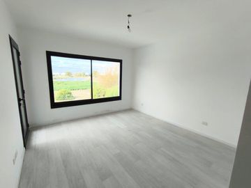 VENTA CASA - EL CANTON VISTA AL GOLF 5 AMBIENTES