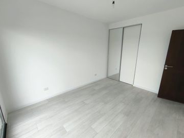 VENTA CASA - EL CANTON VISTA AL GOLF 5 AMBIENTES