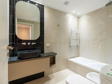 Departamento en  venta, piso exclusivo de 3 dormitorios, Moreno 500 en Zona Rio, Centro de Rosario