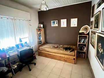 Casa a 100 metros de la Plaza - Capilla Del Señor