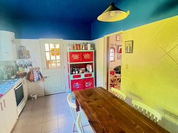 Casa a 100 metros de la Plaza - Capilla Del Señor