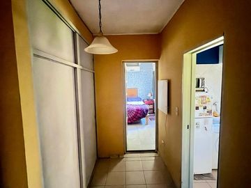 Casa a 100 metros de la Plaza - Capilla Del Señor