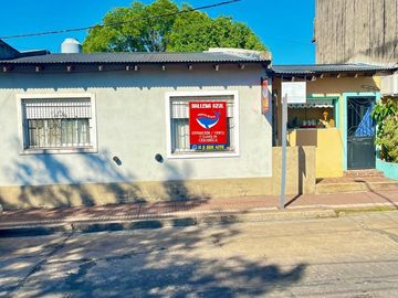 Casa a 100 metros de la Plaza - Capilla Del Señor