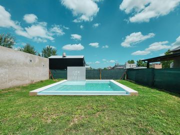 Casa de 2 dormitorios con jardín y pileta en Tierra de Sueños 3, sector A