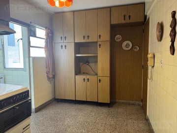 Departamento  3 ambientes con cochera