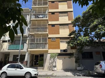 Departamento  3 ambientes con cochera