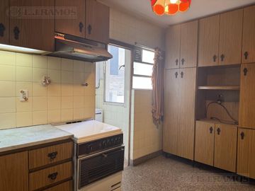 Departamento  3 ambientes con cochera