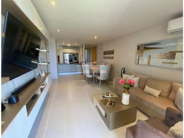 SE VENDE AMPLIO APARTAMENTO EN EL PORTAL DE GENOVES