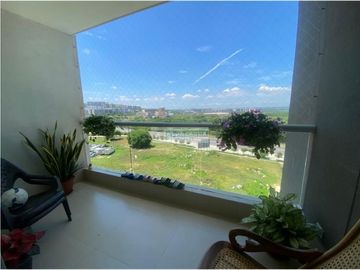 SE VENDE AMPLIO APARTAMENTO EN EL PORTAL DE GENOVES
