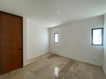 Casa lista para vivir en el norte de Merida, en privada Altozano