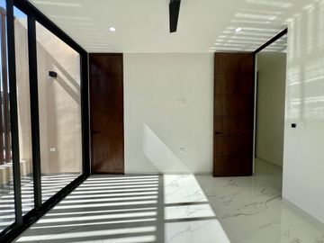 CASA EN VENTA COMPLETAMENTE EQUIPADA PRIVADA TAMARA