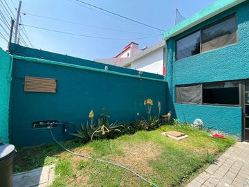 Casa Jardines del Sur