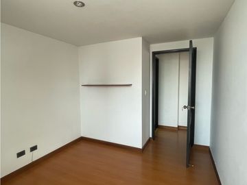 Apartamento en arriendo de 67m2 Av Santander