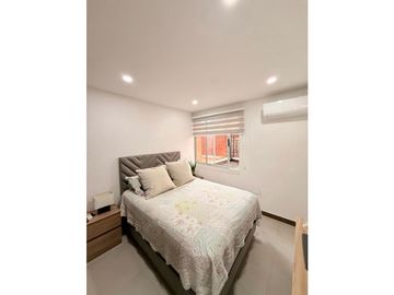 Casa de tres pisos con terraza en venta - Barrio Las Mercedes Palmira