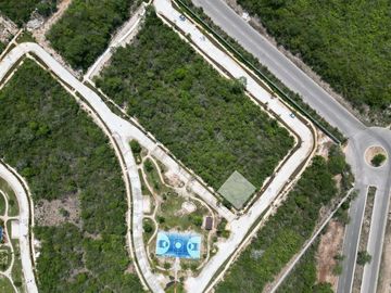 EXCLUSIVA CASA CONTEMPORÁNEA EN ESQUINA