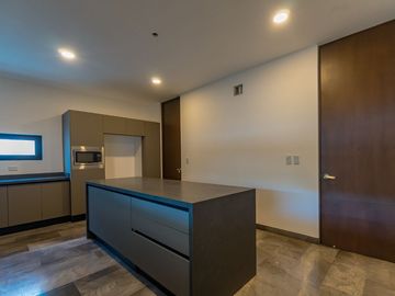 CASA EN VENTA CON SISTEMA INTELIGENTE DE 4 RECAMARAS EN PRIVADA TAMARA