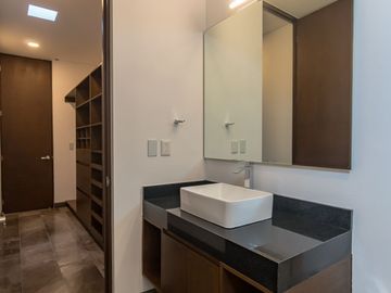 CASA EN VENTA CON SISTEMA INTELIGENTE DE 4 RECAMARAS EN PRIVADA TAMARA