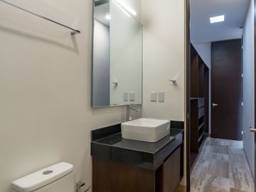 CASA EN VENTA DE 4 RECAMARAS EN PRIVADA TAMARA EN ZONA COUNTRY MÉRIDA