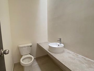 CASA EN VENTA MERIDA 3 RECAMARAS EN PRIVADA CAMPOCIELO YUCATAN