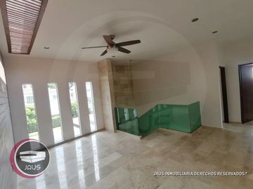 Venta de casa en Lomas de Cocoyoc