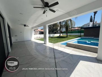 Venta de casa en Lomas de Cocoyoc