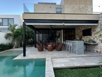 Casa en venta en Privada Solasta Residencial