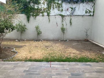 Casa en venta en Fracc. Los Almendros, Santiago Momoxpan