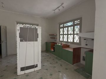 Venta de Casa en Conjunto Residencial de Lujo en Itzimná con piscina