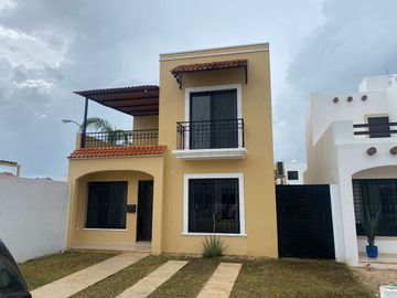Casa (Niza) en Venta en Privada en Gran Santa Fe