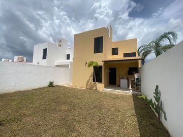 Casa (Niza) en Venta en Privada en Gran Santa Fe