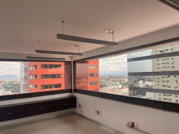 Oficinas, vista panorámica.Impecables.