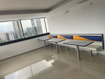 Oficinas, vista panorámica.Impecables.