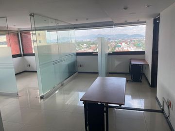 Oficinas, vista panorámica.Impecables.