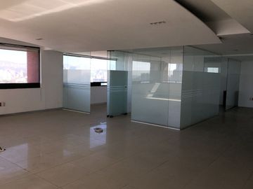 Oficinas, vista panorámica.Impecables.