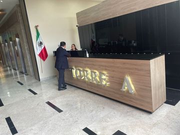 Oficinas, vista panorámica.Impecables.
