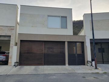Casa en venta en Fracc Moretta en Carretera Nacioanal