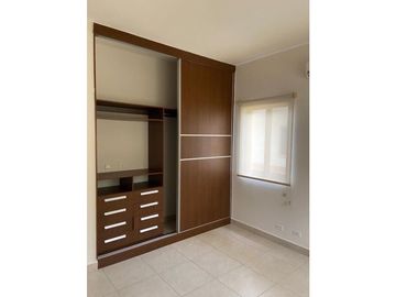 Casa en venta en Clayton Embassy Club