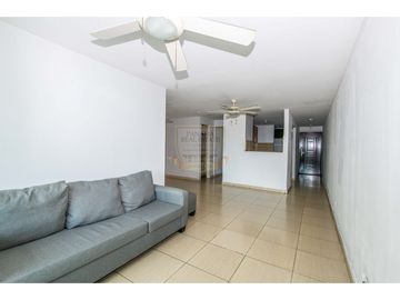 Vendo apartamento en San Francisco Carrasquilla J.C.