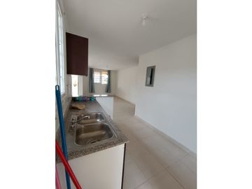 vendo o alquilo casa en Los Valles de nuevo Emperador