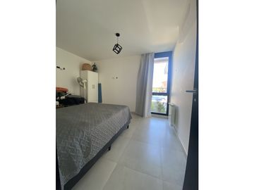 VENTA CASA 3 DORMITORIOS EN EN BARRIO CERRADO LAS CAÑITAS-MALAGUEÑO 