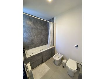VENTA CASA 3 DORMITORIOS EN EN BARRIO CERRADO LAS CAÑITAS-MALAGUEÑO 