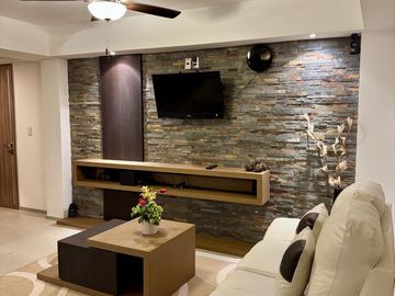 Renta Departamento Amueblado de 3 Recámaras en Habitarea Towers por $28,000