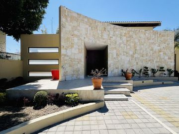 Residencia estilo Italiano en Balcones de Juriquilla