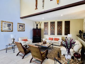 Residencia estilo Italiano en Balcones de Juriquilla