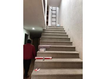 Renta Casa Con Jardín Y Acceso Controlado Zona Zavaleta, UDLAP