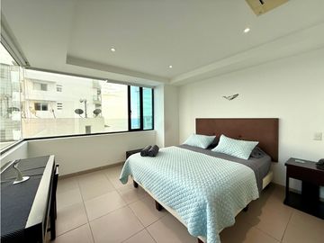 En venta suite vista al ciudad Edf. Poseidon cerca cc La Cuadra.